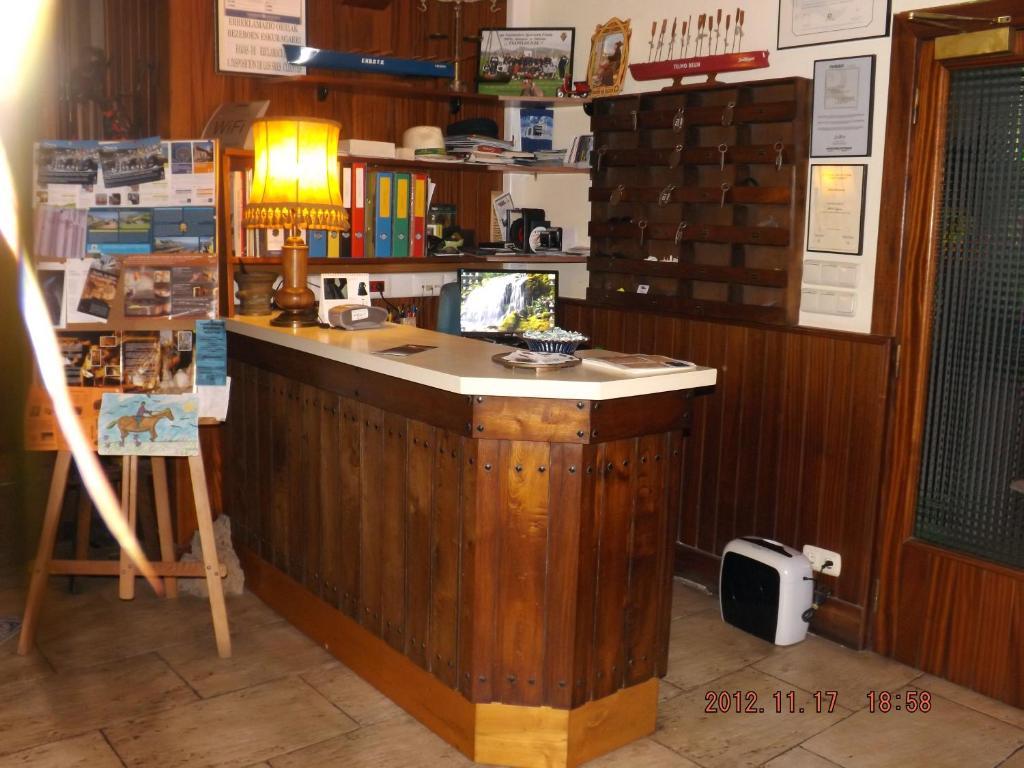 Hotel Azkue Getaria Bagian luar foto